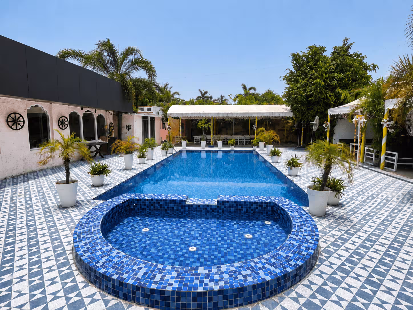 AM Hotel Kollection - Landmark, Rewa